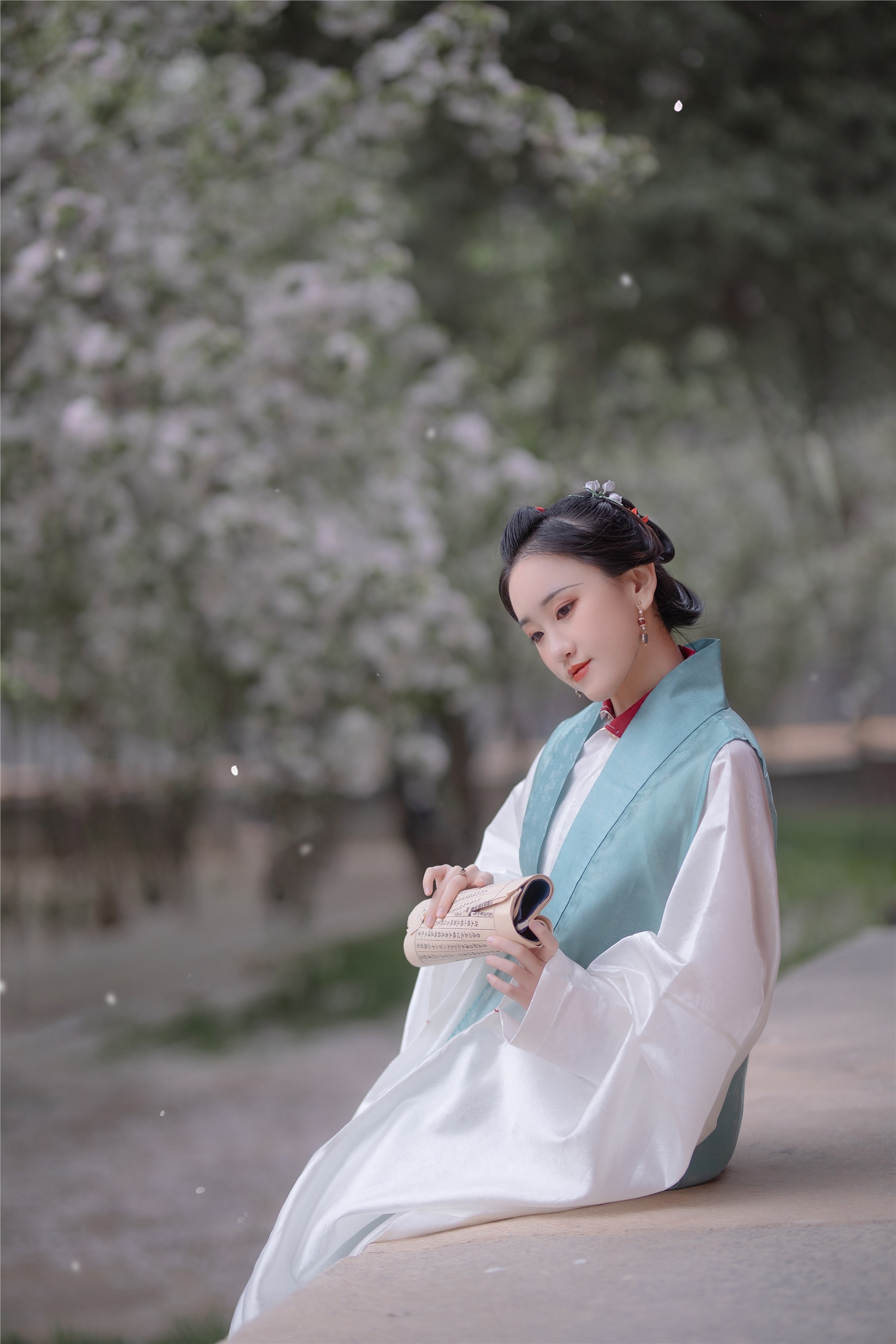 YITUYU艺图语 2021.08.30 花想容 晴空